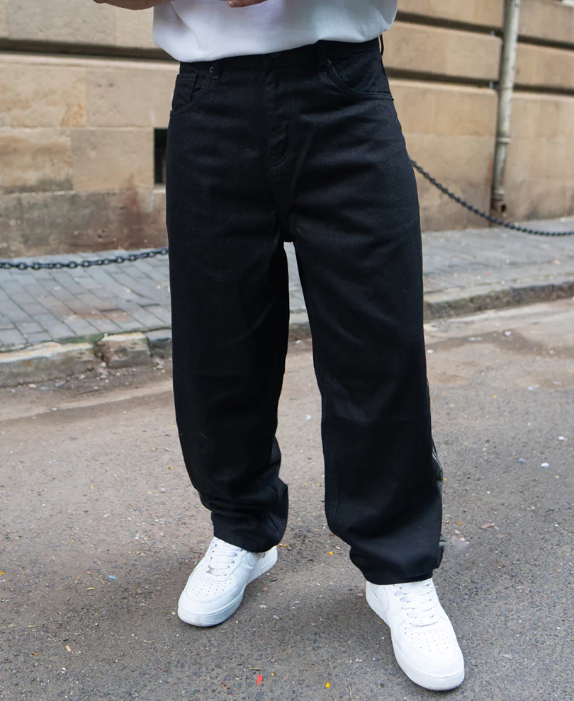 Black Contrast Detail Baggy Jeans - Image 3