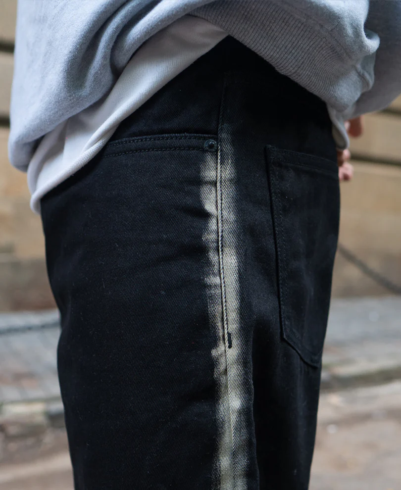 Black Contrast Detail Baggy Jeans - Image 5