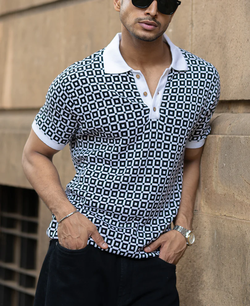 Black Jacquard Contrast Collar T-Shirt - Image 2