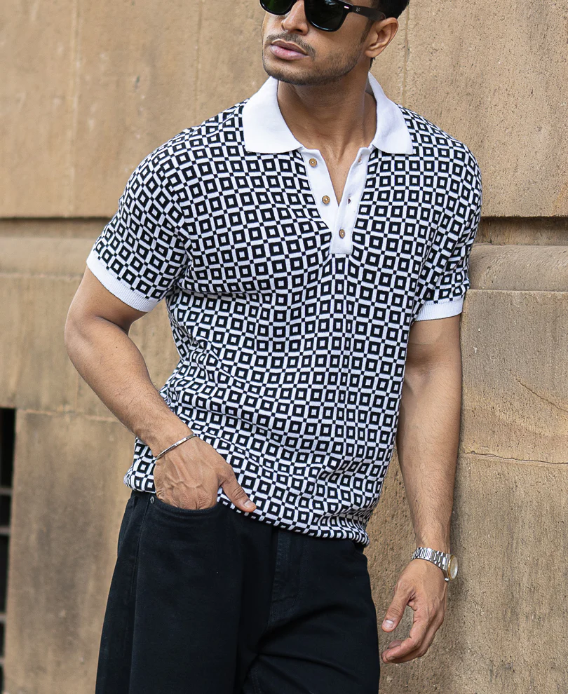 Black Jacquard Contrast Collar T-Shirt - Image 3