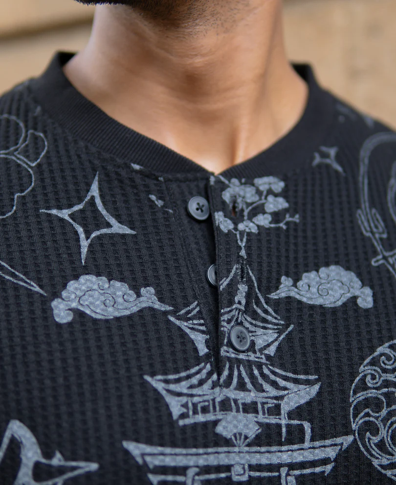Black Japanese Print Henley T-Shirt - Image 3
