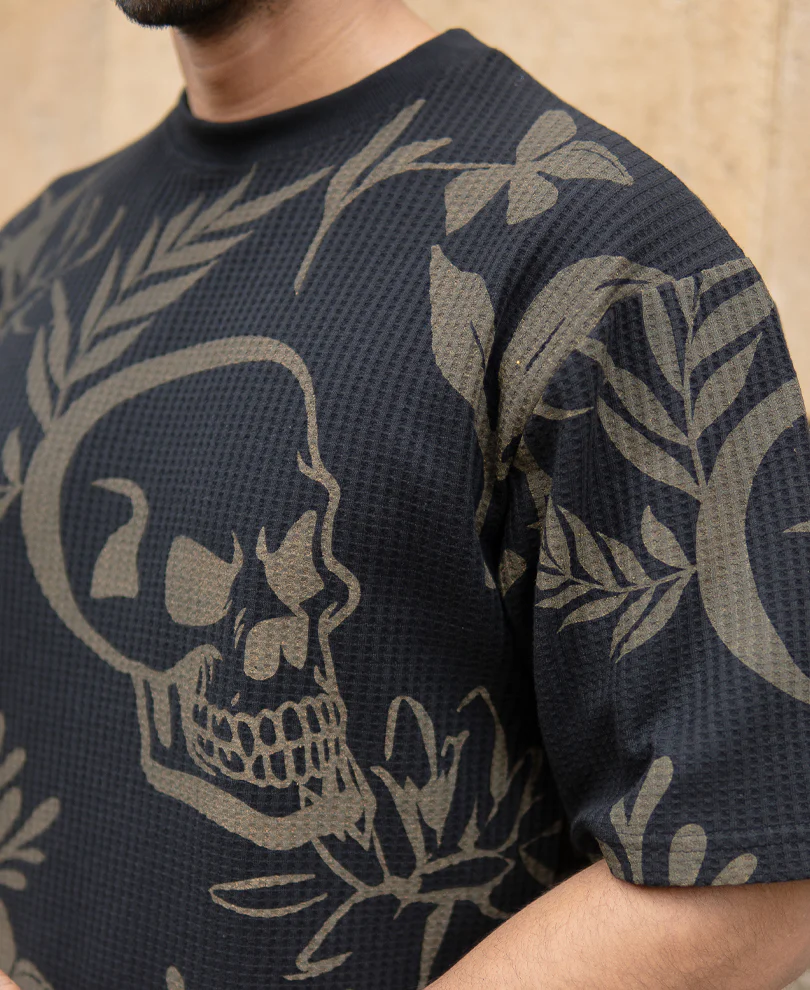 Black Skull Print T-Shirt - Image 3