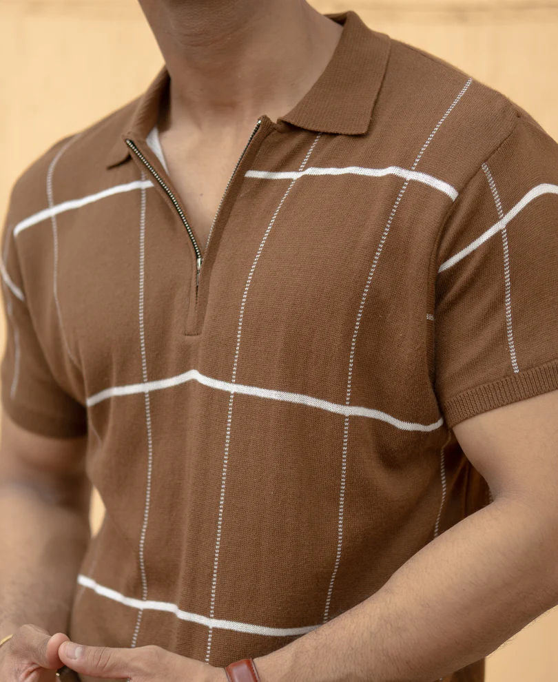 Brown Knitted Checks T-Shirt - Image 3