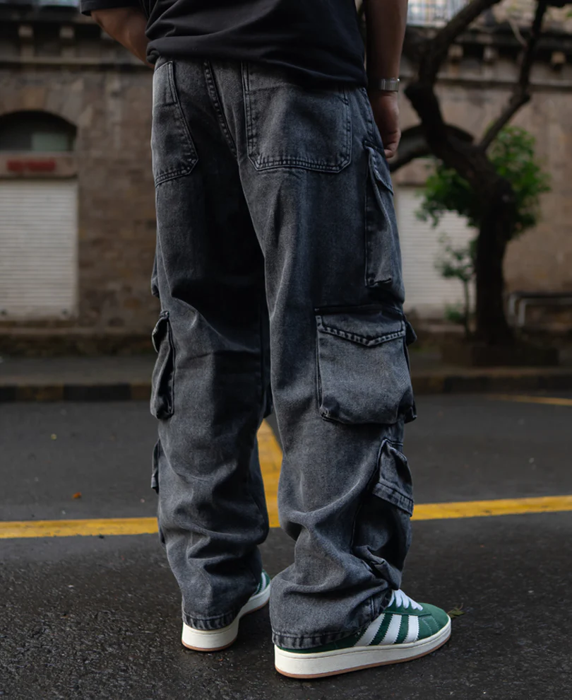 Carbon Black Baggy Fit Cargo Pockets Denim Jeans - Image 4