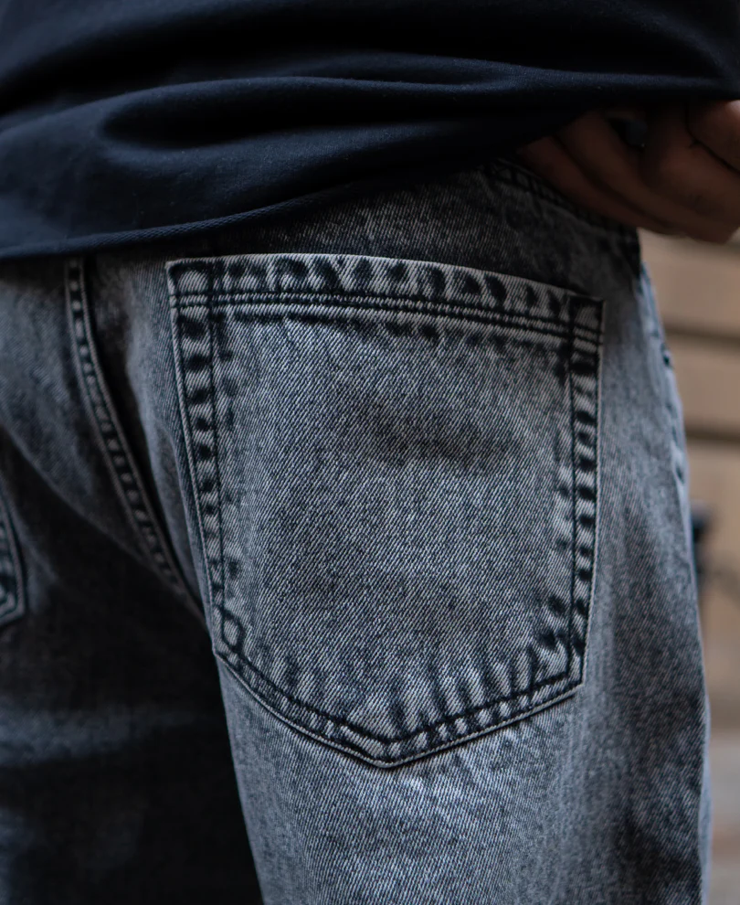 Grey Denim Baggy Fit Jeans - Image 4
