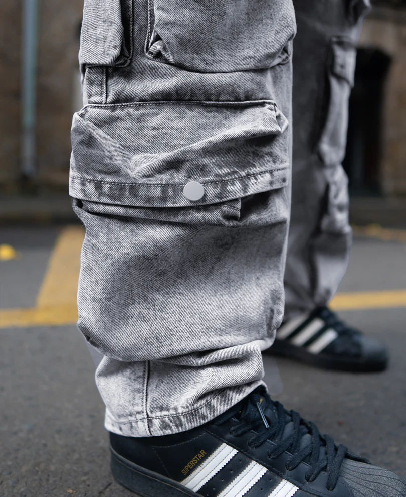 Grey Multi Pockets Baggy Fit Cargo Denim Jeans - Image 5