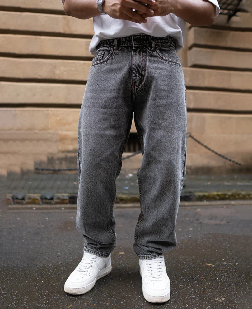 Light Carbon Black Baggy Fit Denim Jeans - Image 3