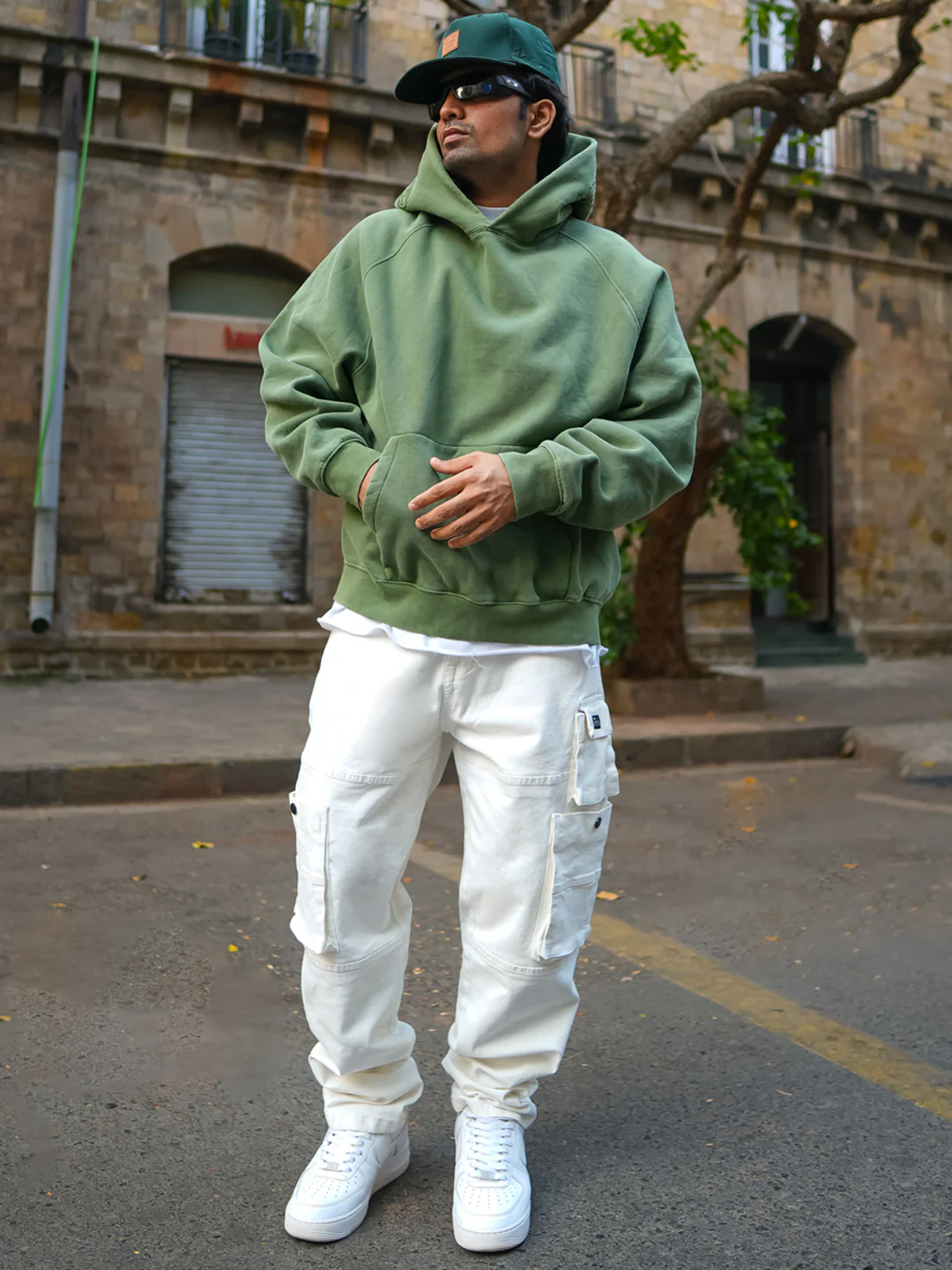Off White Patch Pockets Denim Jeans - Image 6