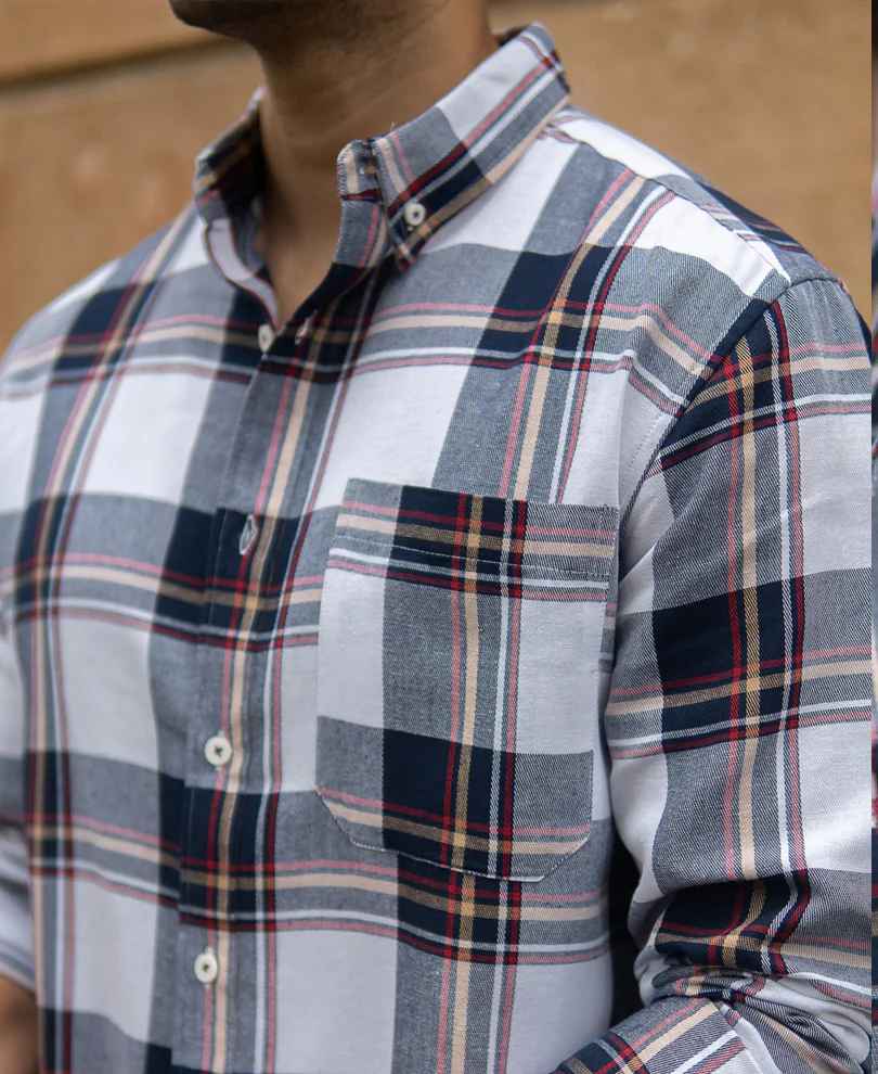White Checks Shirt With Pocket - Image 4