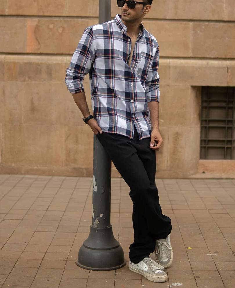 White Checks Shirt With Pocket - Image 6