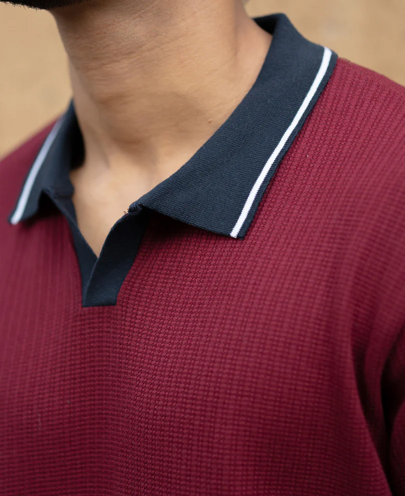 Wine Contrast Collar T-Shirt - Image 4