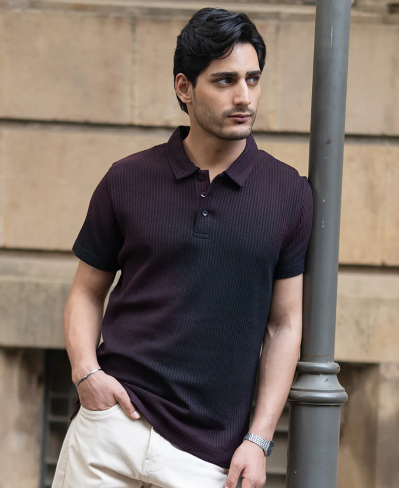 Wine Sprayed Structure T-Shirt